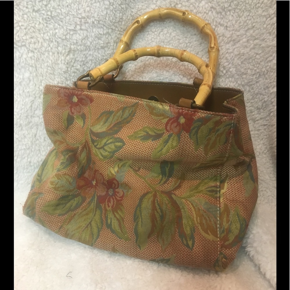 Fossil purse. Super cute & very gently used.